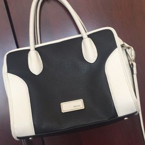 Nine West tote tuxedo tote bag